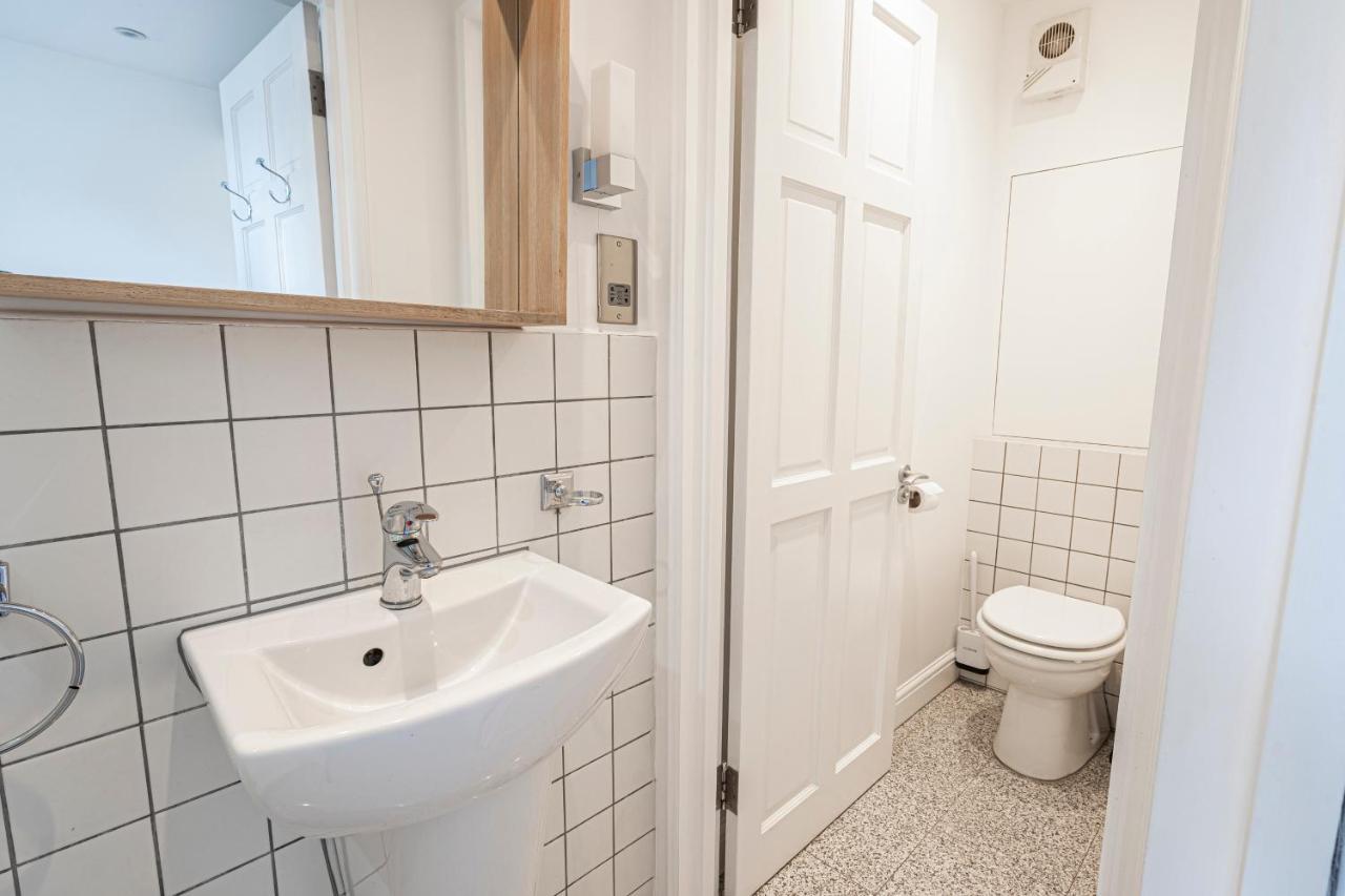 Chic Apartment Near Kensington Palace London Exterior foto